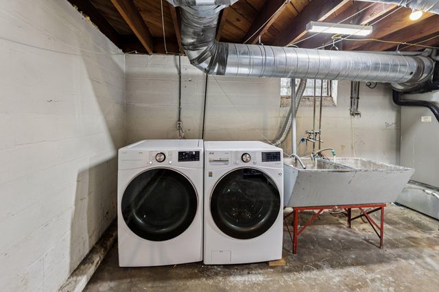 529 Saratoga Street S, Saint Paul, MN 55116