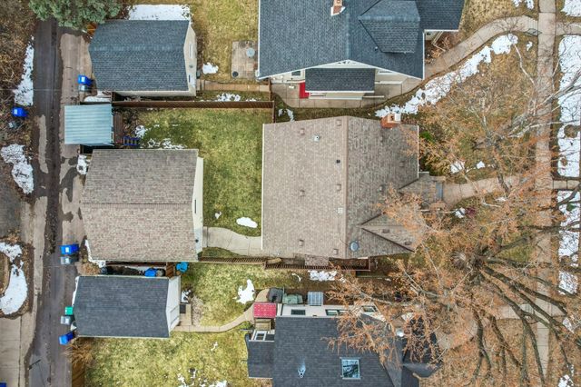 529 Saratoga Street S, Saint Paul, MN 55116