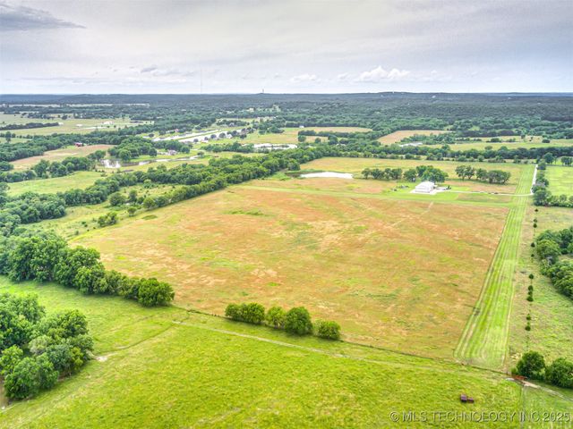 81st Avenue W, Mounds, OK 74047