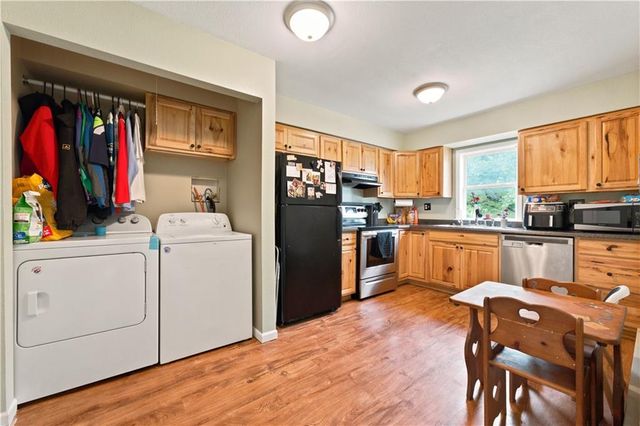 104 W 4th Street, Freeman, MO 64746