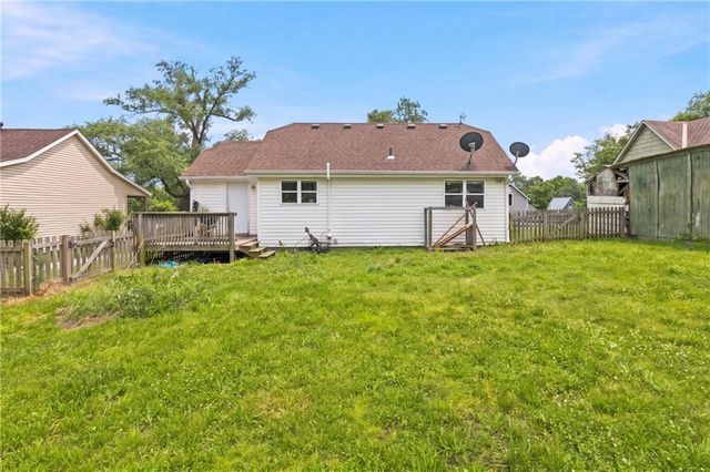 104 W 4th Street, Freeman, MO 64746