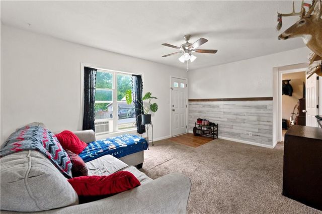 104 W 4th Street, Freeman, MO 64746