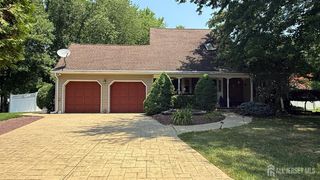 9 Benjamin Court, Old Bridge, NJ 08857