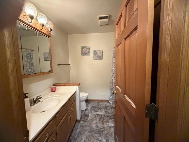 906 Prospect Avenue, Beaver Dam, WI 53916