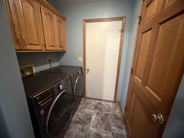 906 Prospect Avenue, Beaver Dam, WI 53916