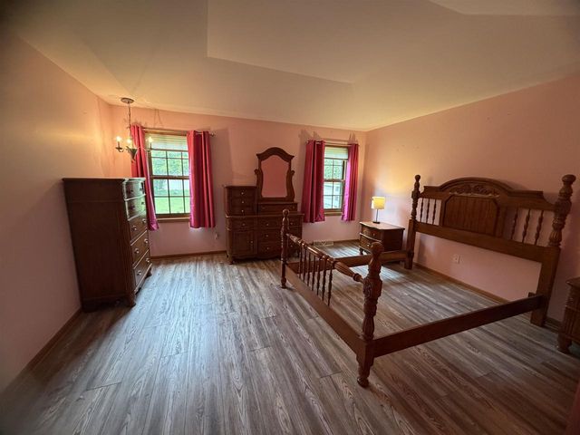 906 Prospect Avenue, Beaver Dam, WI 53916