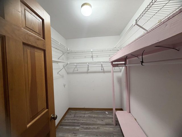 906 Prospect Avenue, Beaver Dam, WI 53916