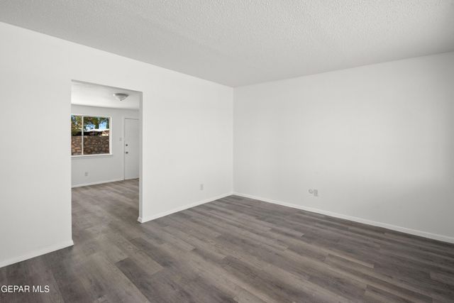 249 MECCA Drive, El Paso, TX 79907
