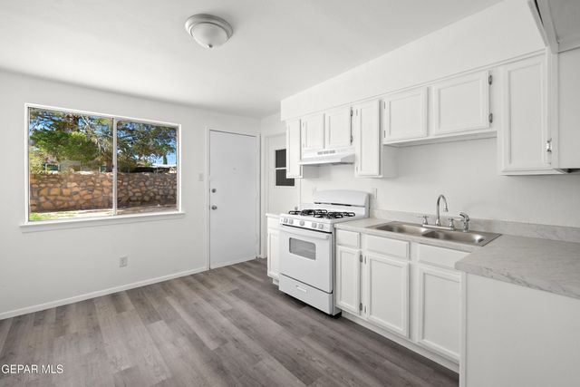 249 MECCA Drive, El Paso, TX 79907
