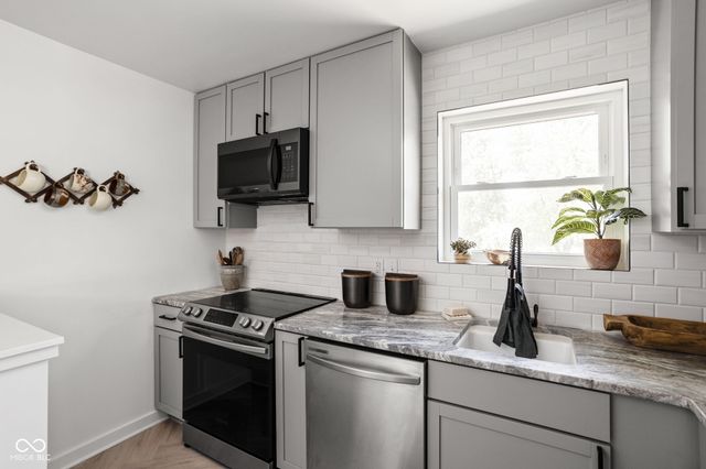 649B Birch Avenue, Indianapolis, IN 46221