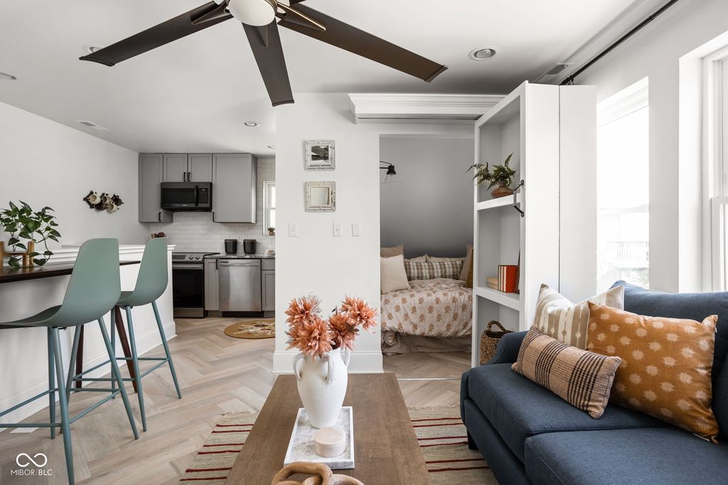 649B Birch Avenue, Indianapolis, IN 46221