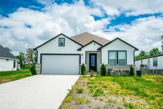 252 Amaranta LN, Del Valle, TX 78616