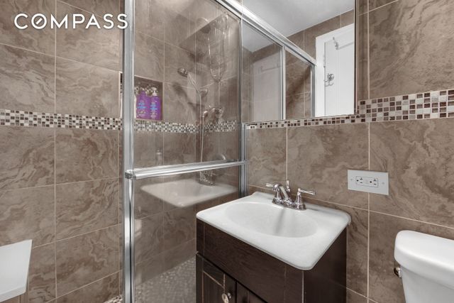 314 E 41st St Apt 306B, New York City, NY 10017