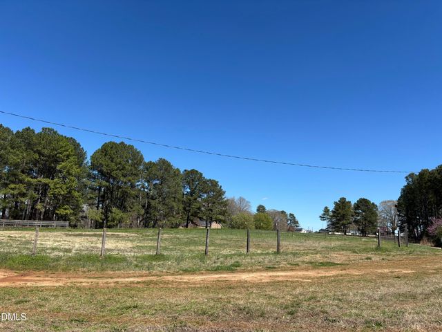 344 J B Leonard Road, Castalia, NC 27816