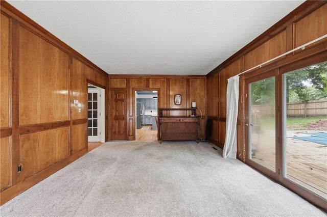 1402 NW Weatherstone Lane, Blue Springs, MO 64015