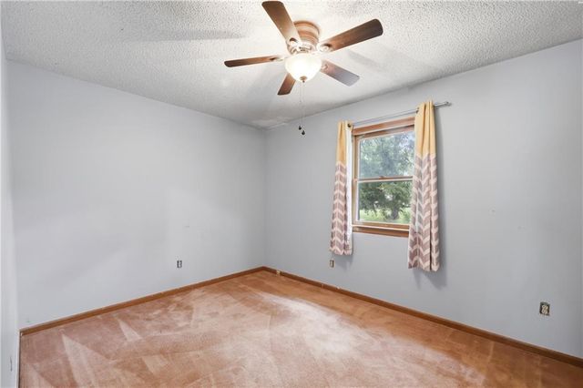 1402 NW Weatherstone Lane, Blue Springs, MO 64015