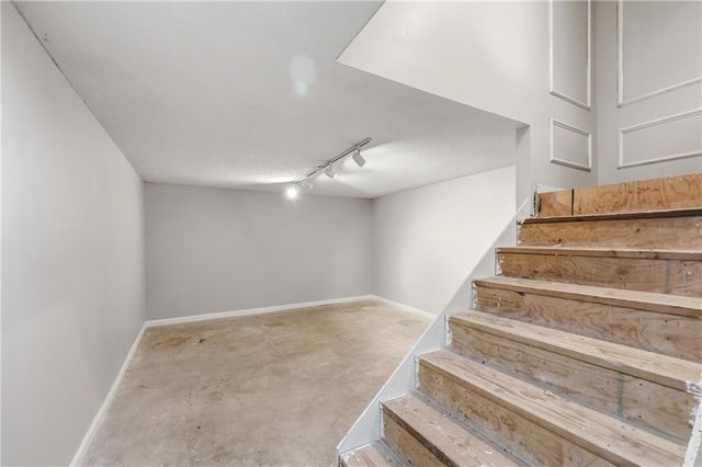 1402 NW Weatherstone Lane, Blue Springs, MO 64015