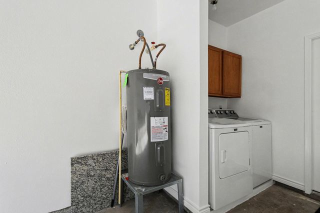 402 Wilcrest Drive 402, Houston, TX 77042