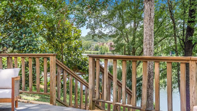 108 Lakeview Drive, Summerville, SC 29485