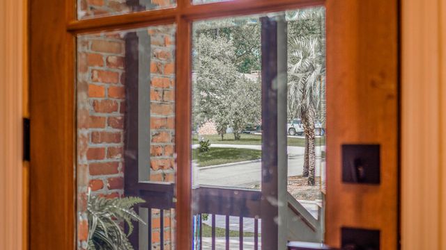 108 Lakeview Drive, Summerville, SC 29485