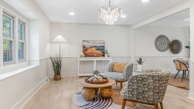 108 Lakeview Drive, Summerville, SC 29485