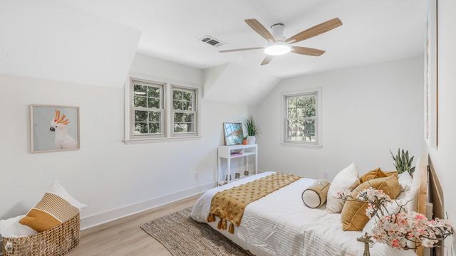 108 Lakeview Drive, Summerville, SC 29485