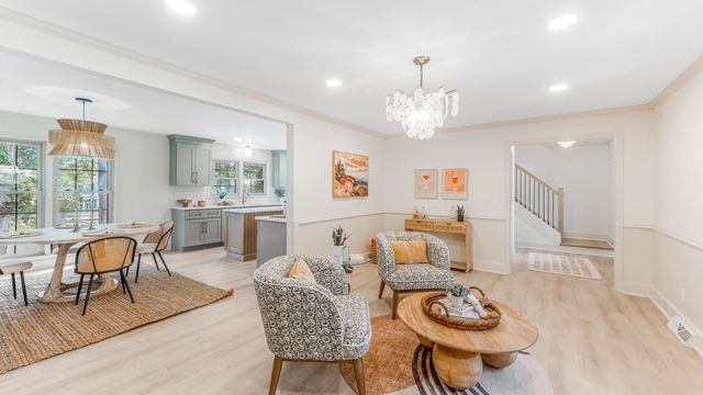 108 Lakeview Drive, Summerville, SC 29485