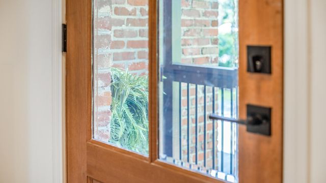 108 Lakeview Drive, Summerville, SC 29485