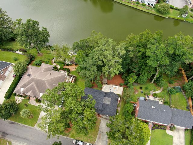 108 Lakeview Drive, Summerville, SC 29485