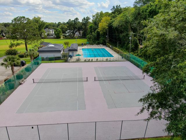 108 Lakeview Drive, Summerville, SC 29485