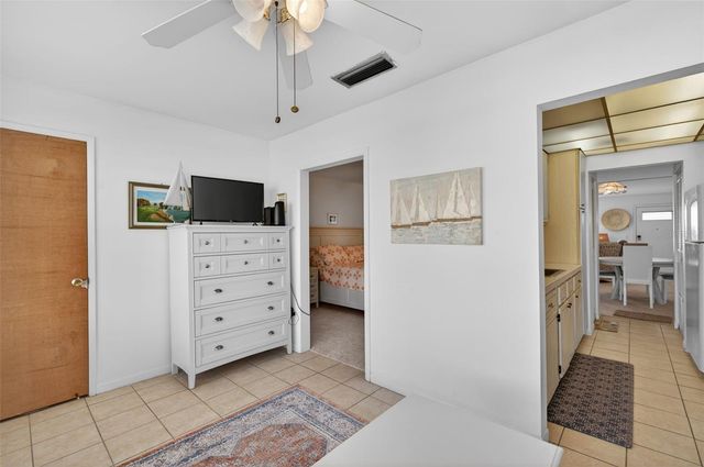 2960 59TH STREET S 406, Gulfport, FL 33707