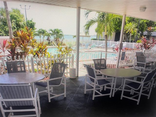 2960 59TH STREET S 406, Gulfport, FL 33707