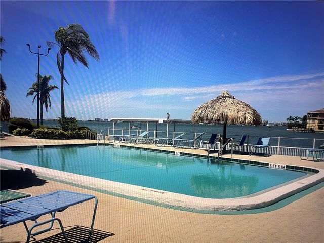 2960 59TH STREET S 406, Gulfport, FL 33707