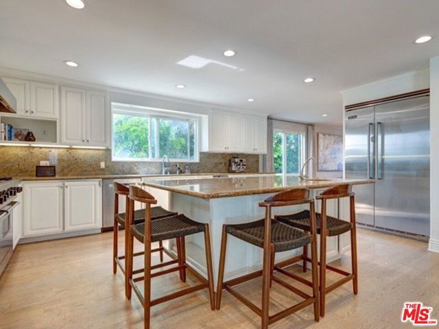 7908 W 81st Street, Los Angeles, CA 90293