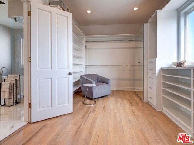 7908 W 81st Street, Los Angeles, CA 90293