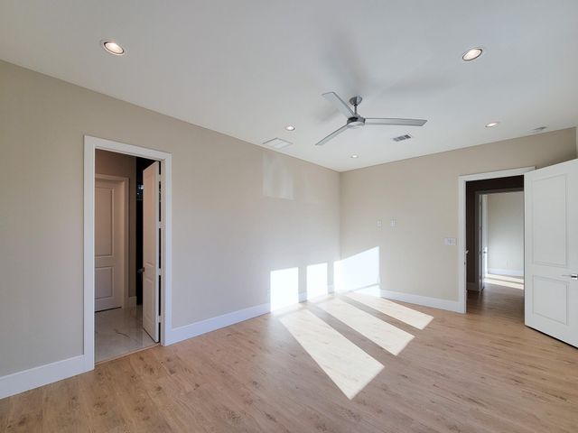 5613 Leonard Street, Houston, TX 77023