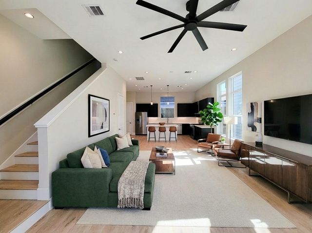 5613 Leonard Street, Houston, TX 77023