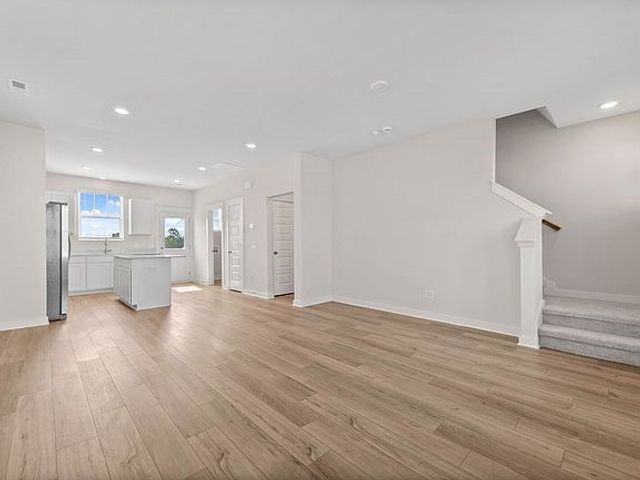 2705 Fordham St, Columbia, TN 38401