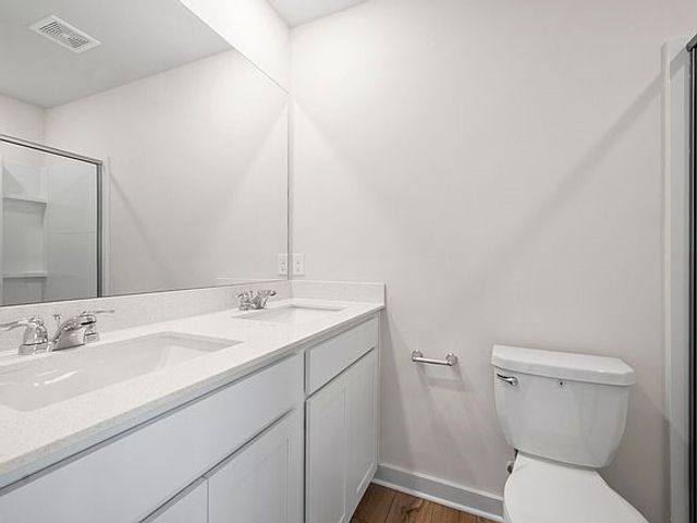 2705 Fordham St, Columbia, TN 38401