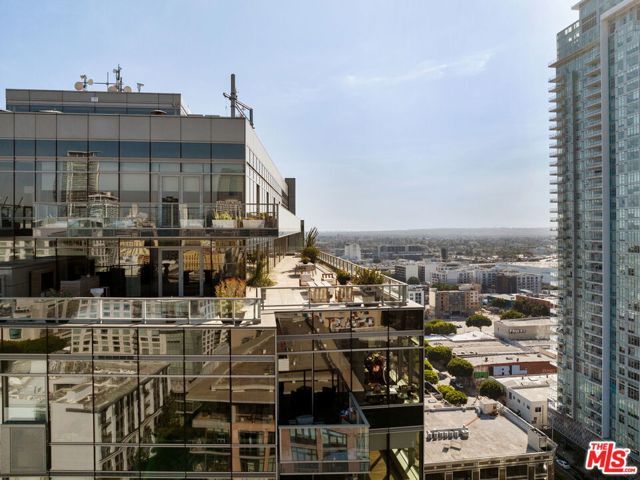 1155 S Grand Avenue 2204, Los Angeles, CA 90015