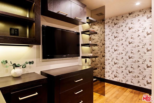 1155 S Grand Avenue 2204, Los Angeles, CA 90015
