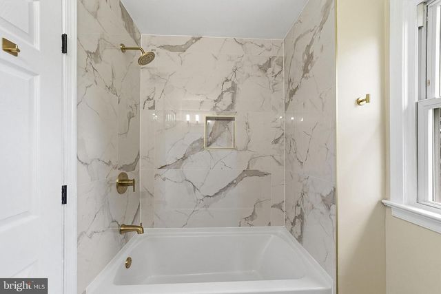 89 RUTGERS RD, Pennsville, NJ 08070