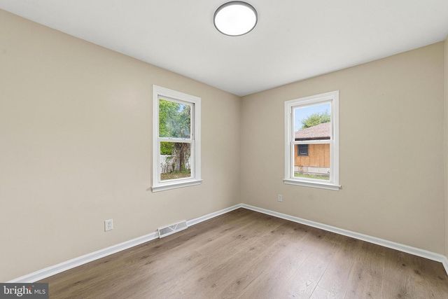 89 RUTGERS RD, Pennsville, NJ 08070
