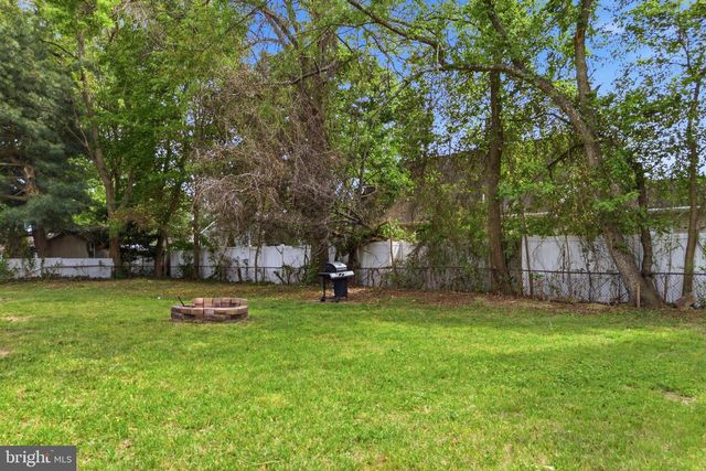 89 RUTGERS RD, Pennsville, NJ 08070