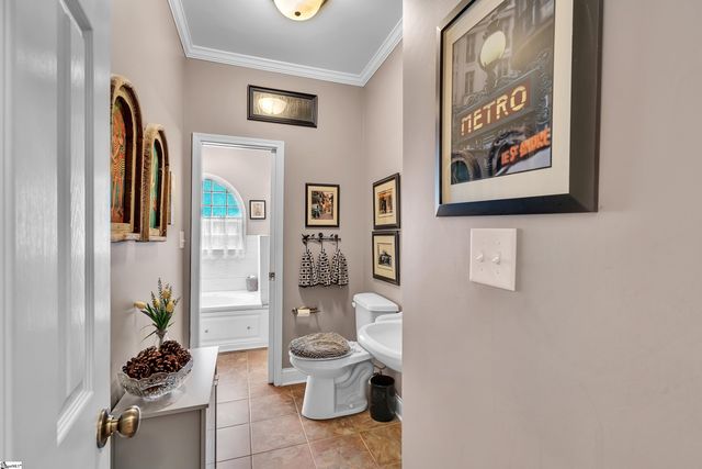 123 N Woodfin Ridge Drive, Inman, SC 29349