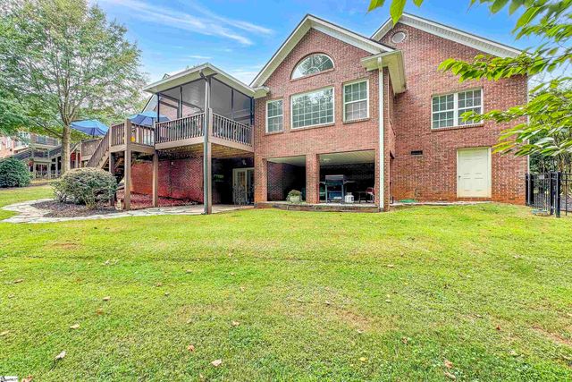 123 N Woodfin Ridge Drive, Inman, SC 29349