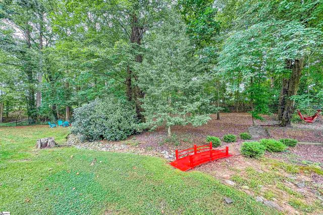 123 N Woodfin Ridge Drive, Inman, SC 29349