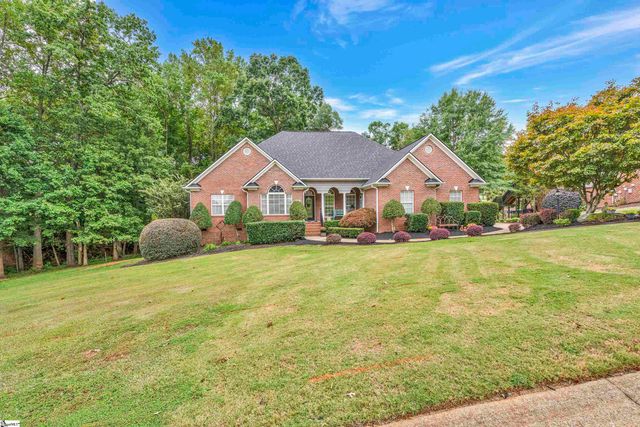 123 N Woodfin Ridge Drive, Inman, SC 29349
