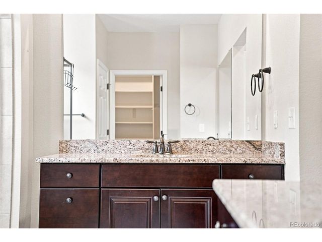 12242 Meadowlark Ln, Broomfield, CO 80021