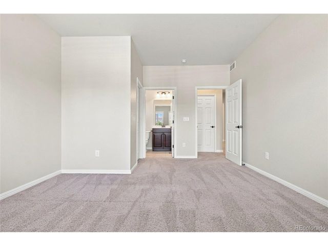 12242 Meadowlark Ln, Broomfield, CO 80021